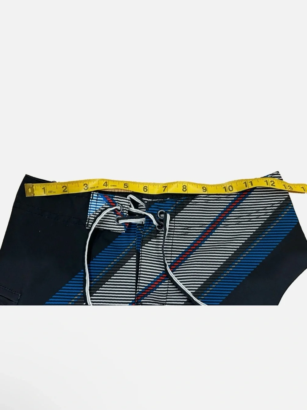 DC Shoes Boys Black, Blue & White Plaid Board Shorts Y2K Rare